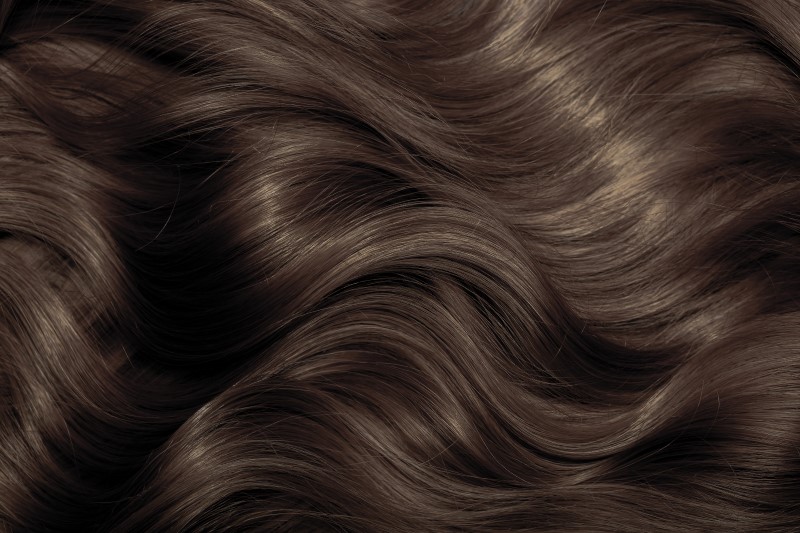 Quelle-coloration-pour-les-premiers-cheveux-blancs-2.jpg