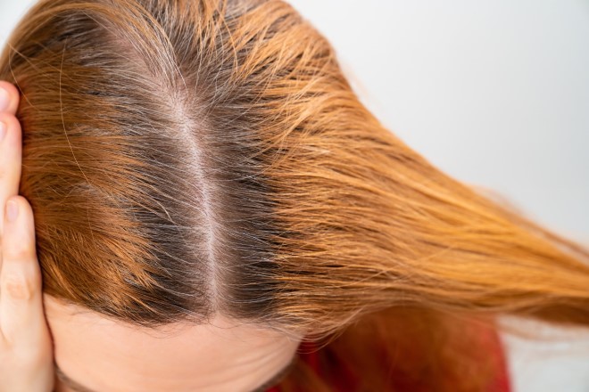 À quelle fréquence faut-il faire sa coloration ? Conseils de professionnelles pour un résultat parfait.